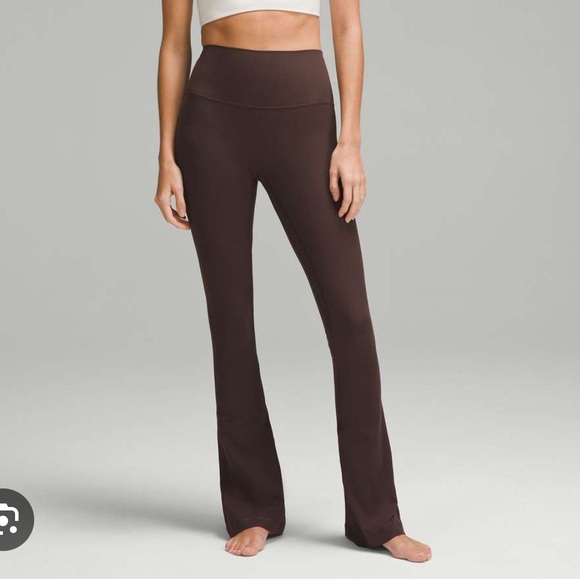 Lululemon Align Ribbed Mini-Flare legging in espresso - regular length - Picture 2 of 6